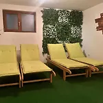 Saint Anastasia Apartments & Spa *