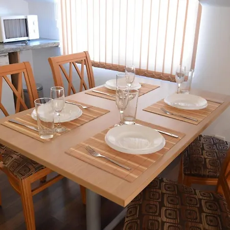 St. Anastasia Lejlighed *