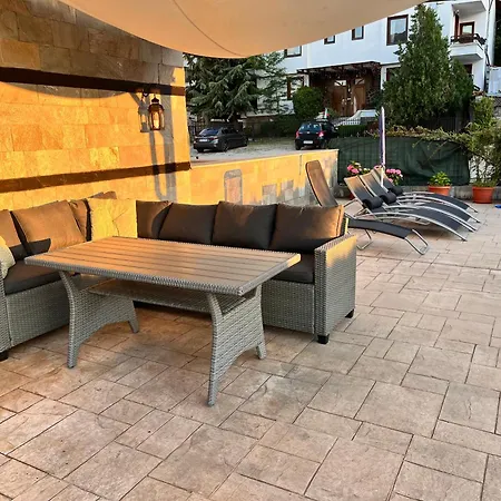 Saint Anastasia & Appartamento Bansko